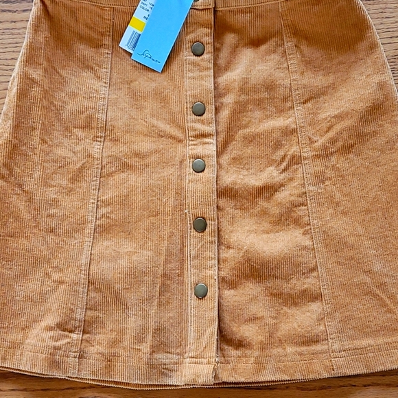 Soprano Mustard Cordaroy Mini Skirt size medium - Picture 2 of 6